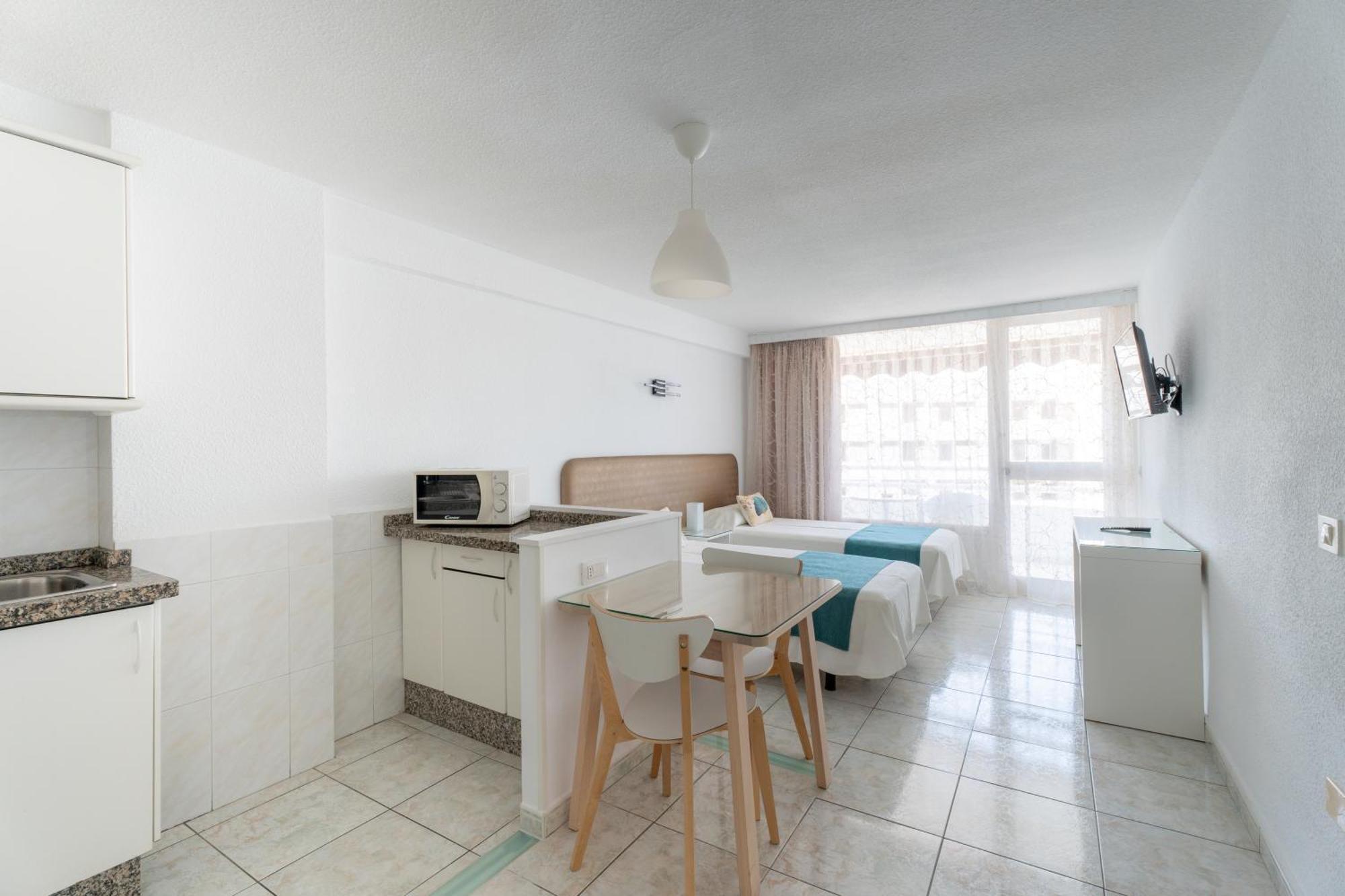 Apartamentos Borinquen Playa de las Americas (Tenerife) Exterior foto