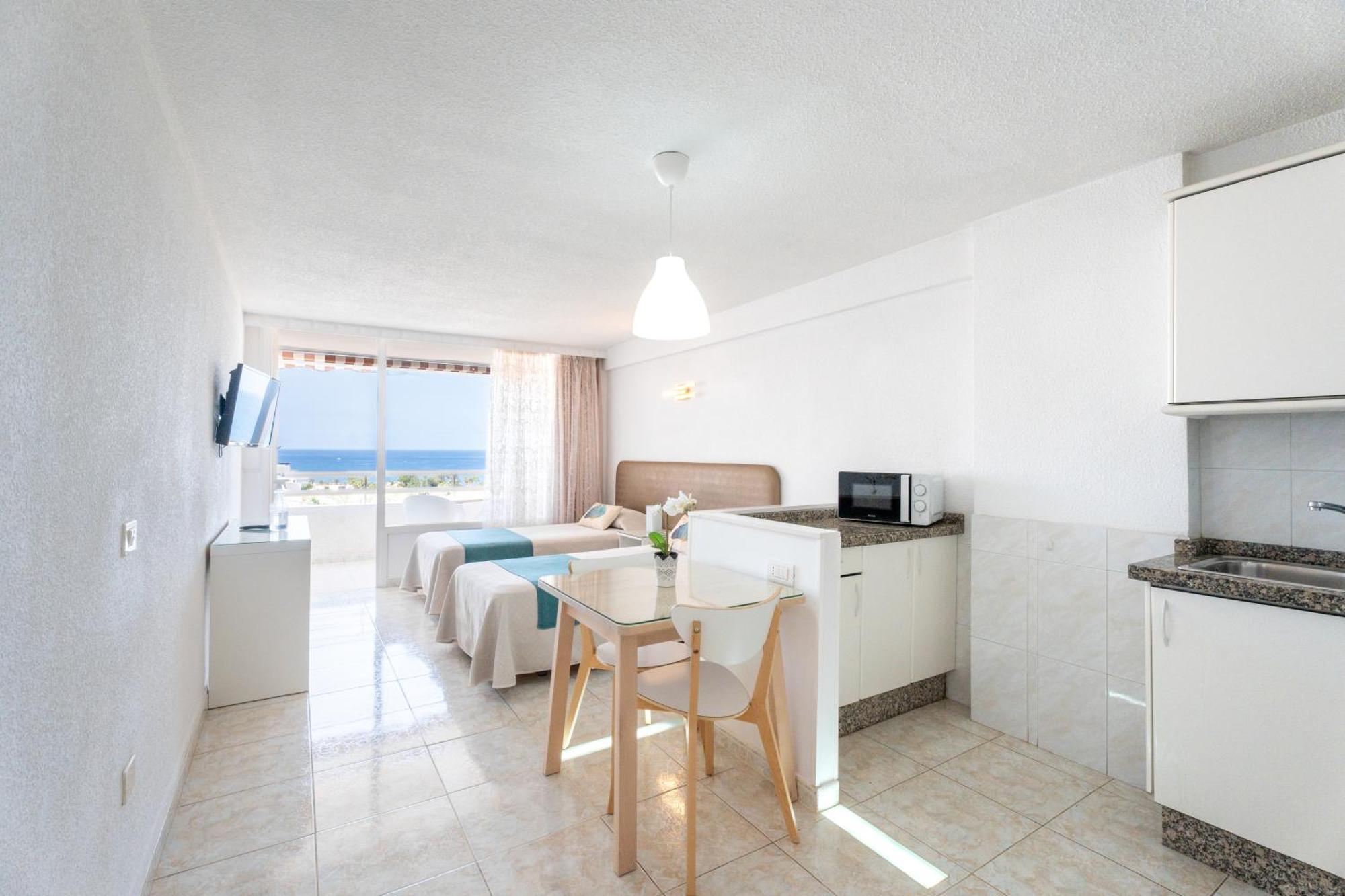 Apartamentos Borinquen Playa de las Americas (Tenerife) Exterior foto