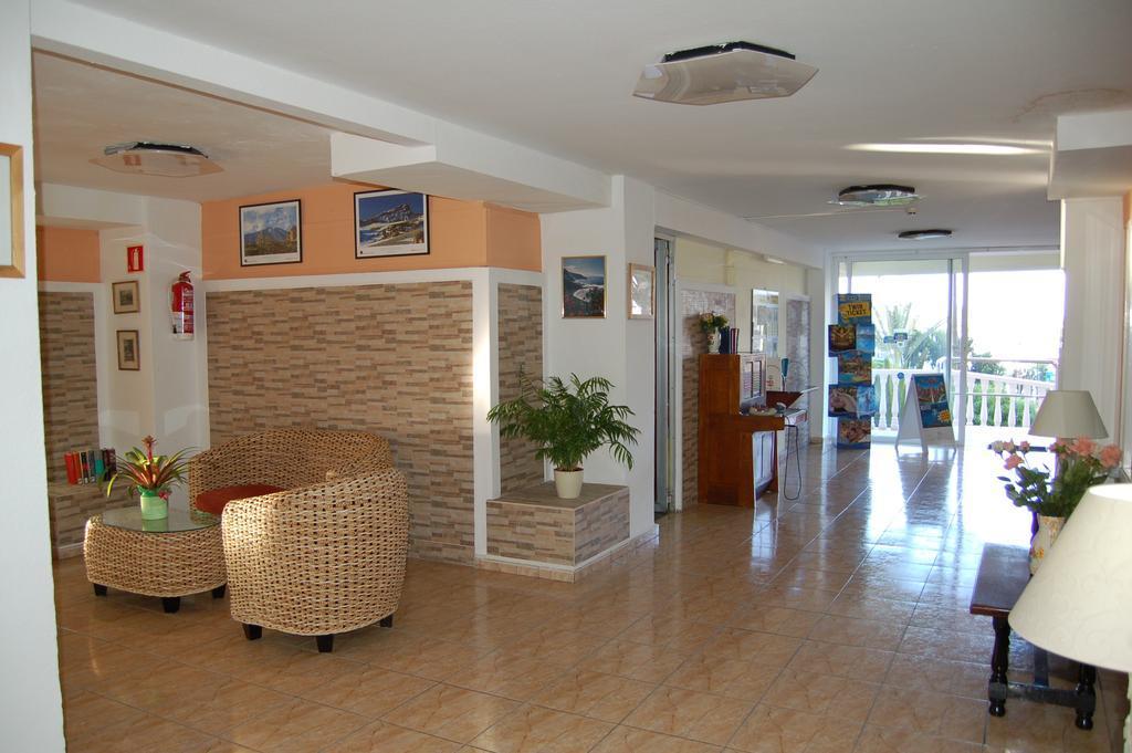 Apartamentos Borinquen Playa de las Americas (Tenerife) Exterior foto