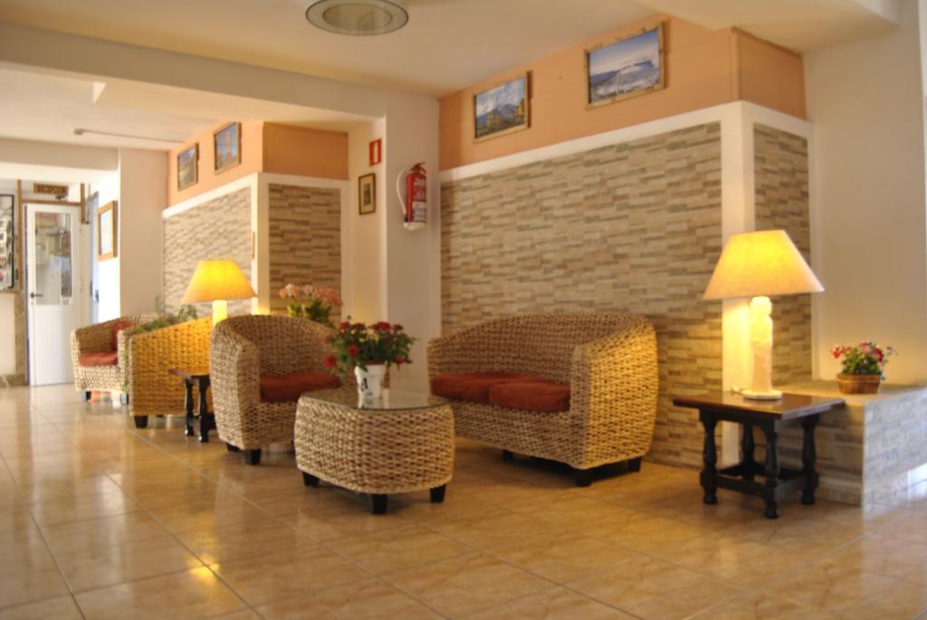 Apartamentos Borinquen Playa de las Americas (Tenerife) Exterior foto