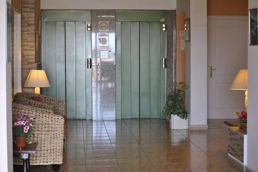 Apartamentos Borinquen Playa de las Americas (Tenerife) Exterior foto