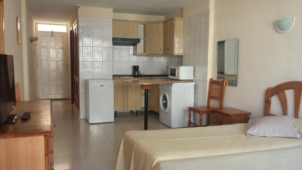 Apartamentos Borinquen Playa de las Americas (Tenerife) Exterior foto