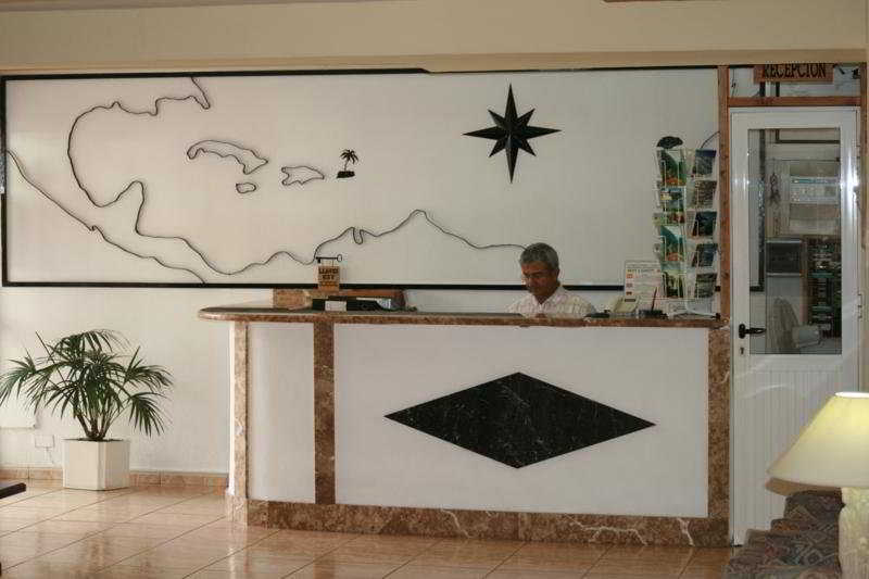 Apartamentos Borinquen Playa de las Americas (Tenerife) Exterior foto